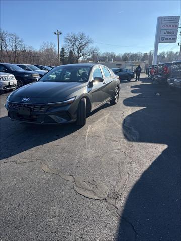 2024 Hyundai Elantra Limited 2024 Hyundai Elantra Limited