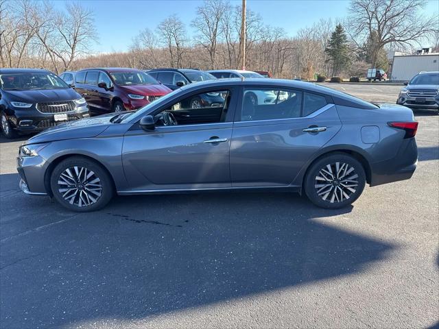 2024 Nissan Altima SV FWD