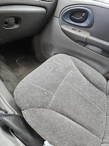 2004 Chevrolet TrailBlazer LS