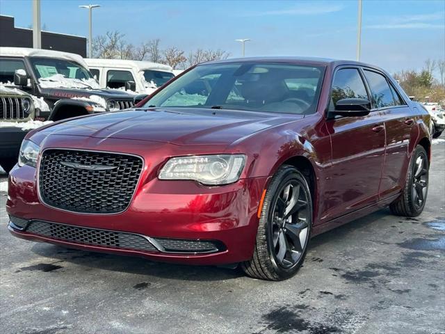 2023 Chrysler 300 Touring
