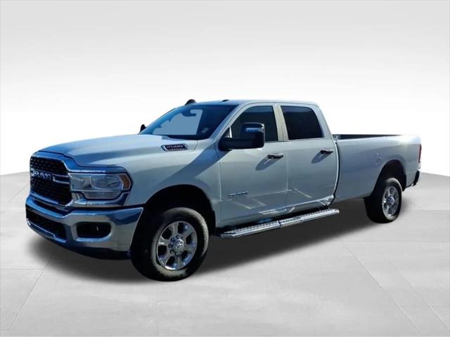 2024 RAM 2500 Big Horn Crew Cab 4x4 8 Box