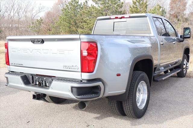 2026 Chevrolet Silverado 3500HD Crew Cab, Long Bed, High Country Dual Rear Wheel, RWD