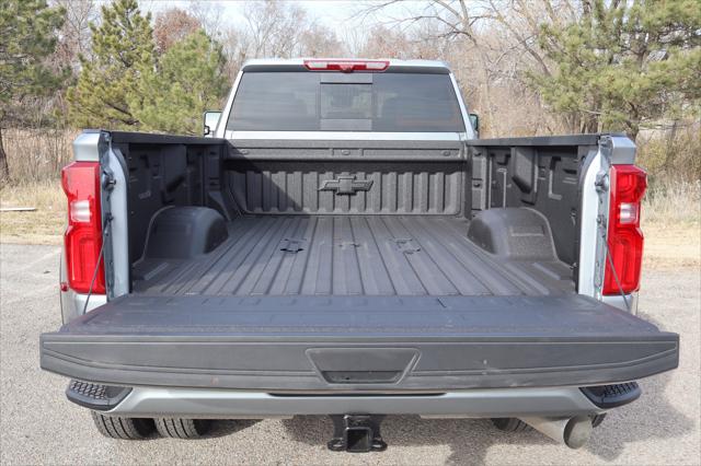 2026 Chevrolet Silverado 3500HD Crew Cab, Long Bed, High Country Dual Rear Wheel, RWD