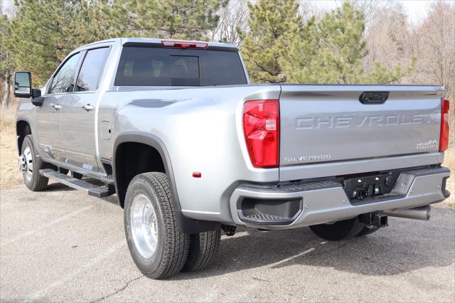2026 Chevrolet Silverado 3500HD Crew Cab, Long Bed, High Country Dual Rear Wheel, RWD