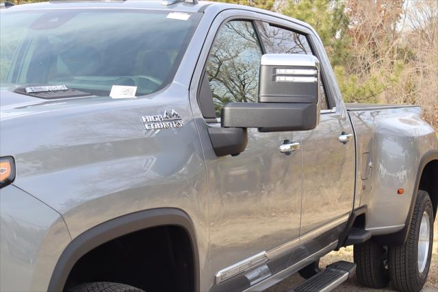 2026 Chevrolet Silverado 3500HD Crew Cab, Long Bed, High Country Dual Rear Wheel, RWD