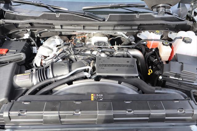 2026 Chevrolet Silverado 3500HD Crew Cab, Long Bed, High Country Dual Rear Wheel, RWD