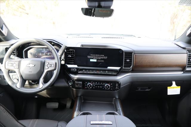 2026 Chevrolet Silverado 3500HD Crew Cab, Long Bed, High Country Dual Rear Wheel, RWD