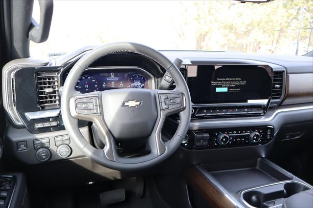 2026 Chevrolet Silverado 3500HD Crew Cab, Long Bed, High Country Dual Rear Wheel, RWD