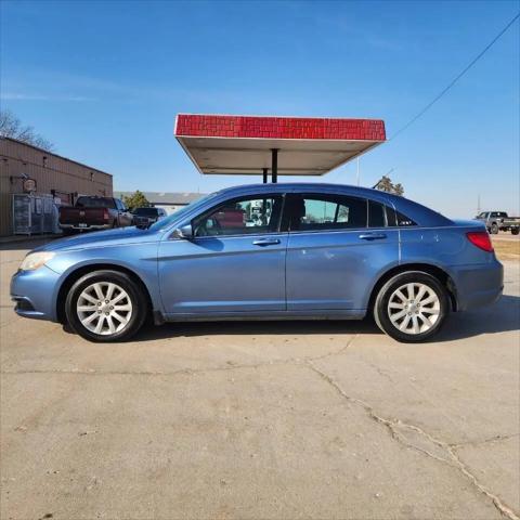 2011 Chrysler 200 Touring for sale in Dakota City, NE