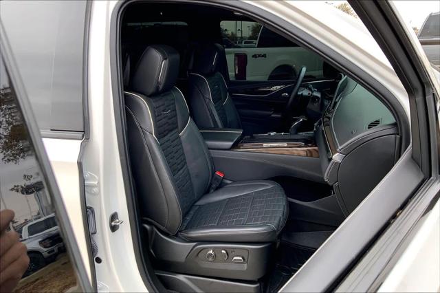 Used 2022 Cadillac Escalade For Sale in Lubbock, TX