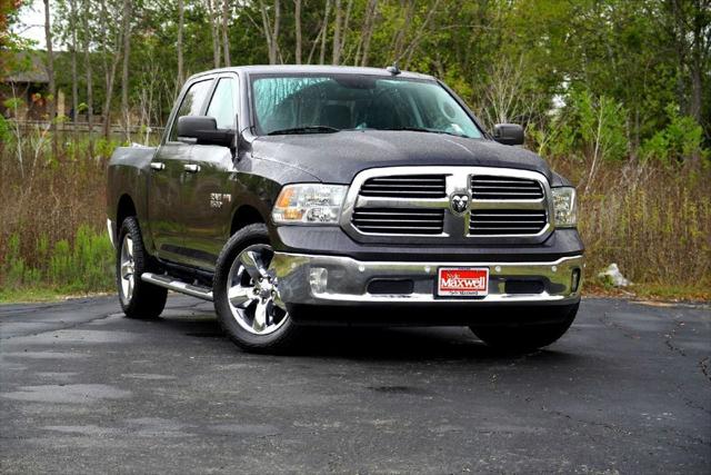 2017 RAM 1500 Lone Star Crew Cab 4x2 57 Box 2017 RAM 1500 Lone Star Crew Cab 4x2 57 Box