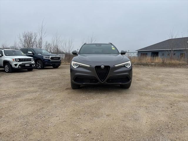 2022 Alfa Romeo Stelvio Sprint AWD 2022 Alfa Romeo Stelvio Sprint AWD