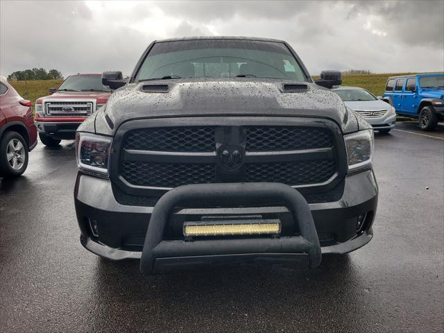 2017 RAM 1500 Night Crew Cab 4x4 57 Box 2017 RAM 1500 Night Crew Cab 4x4 57 Box