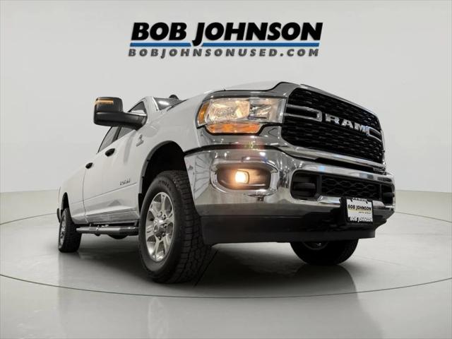 2024 RAM 3500 Big Horn Crew Cab 4x4 8 Box