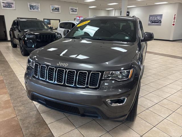 2021 Jeep Grand Cherokee Laredo E 4x4 2021 Jeep Grand Cherokee Laredo E 4x4