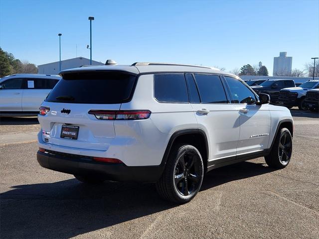 2022 Jeep Grand Cherokee L Altitude 4x4