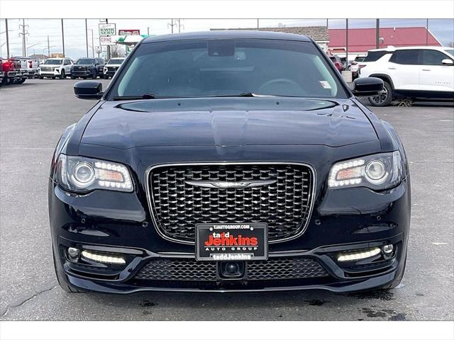 2023 Chrysler 300 Touring L 2023 Chrysler 300 Touring L