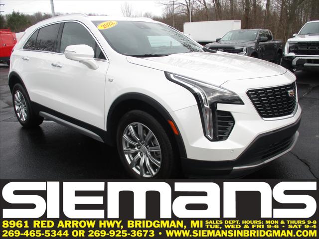 2022 Cadillac XT4 AWD Premium Luxury