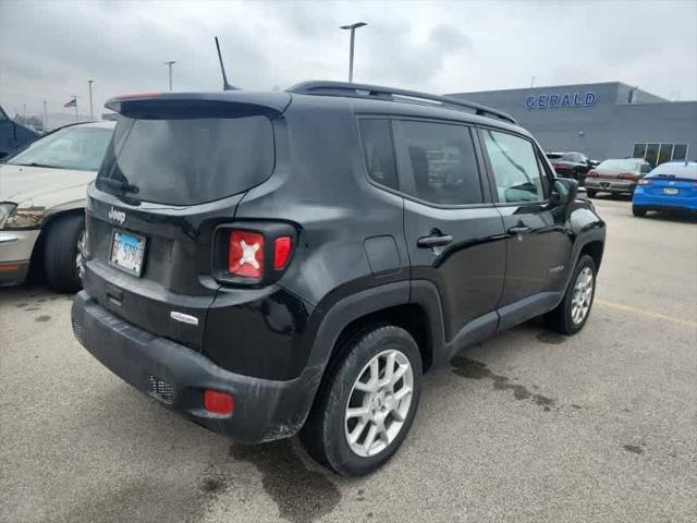 2022 Jeep Renegade Latitude 4x4 2022 Jeep Renegade Latitude 4x4