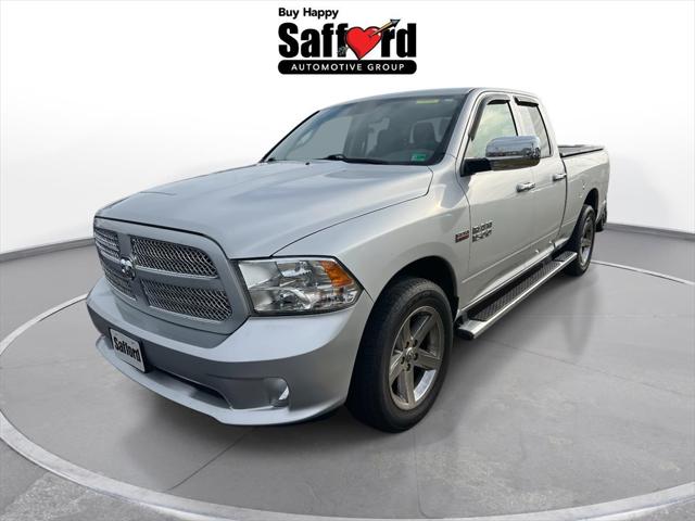2017 RAM 1500 Express Quad Cab 4x4 64 Box