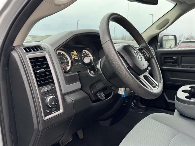 2017 RAM 1500 Express Quad Cab 4x4 64 Box 2017 RAM 1500 Express Quad Cab 4x4 64 Box