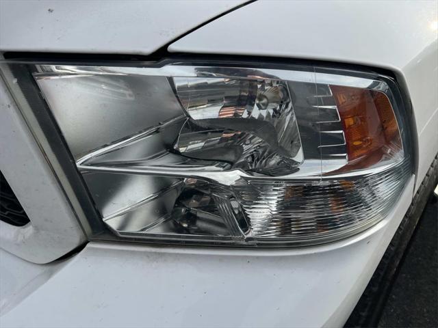 2017 RAM 1500 Express Quad Cab 4x2 64 Box 2017 RAM 1500 Express Quad Cab 4x2 64 Box