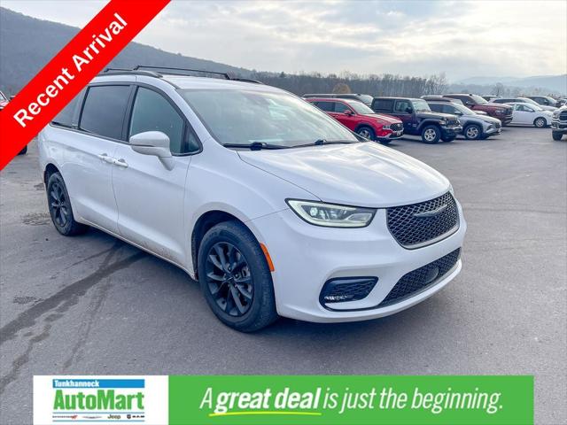 2022 Chrysler Pacifica Touring L AWD