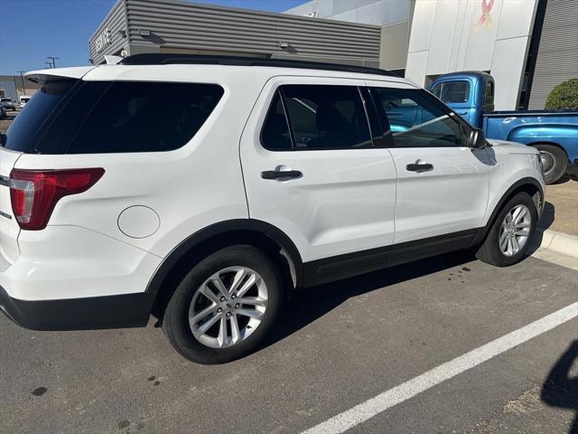 2017 Ford Explorer Base