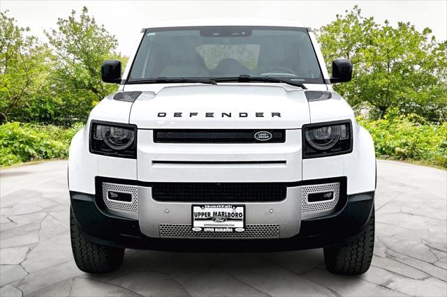 2022 Land Rover Defender 110 SE