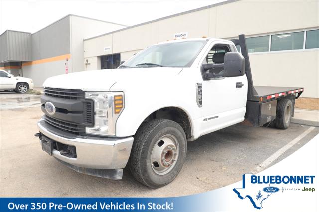 2018 Ford F-350 Chassis XL