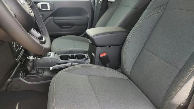 2025 Jeep Wrangler 4-Door Summit 4x4