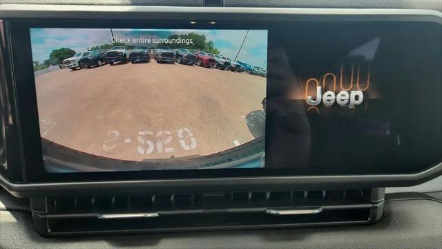 2025 Jeep Wrangler 4-Door Summit 4x4