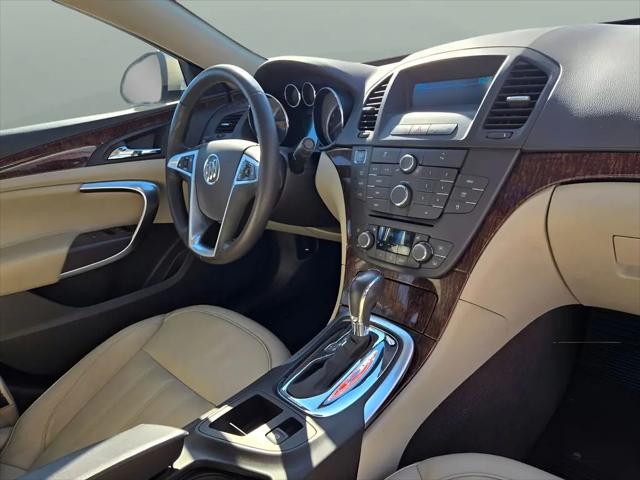 2012 Buick Regal Premium 1
