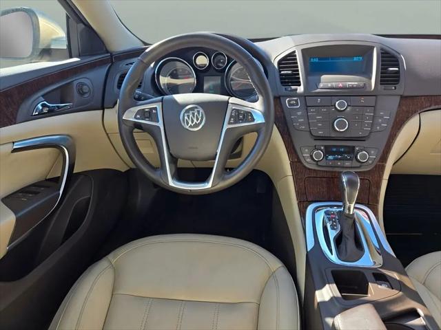 2012 Buick Regal Premium 1