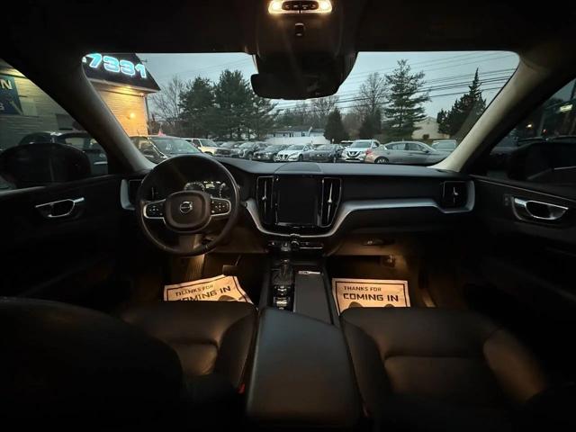 2020 Volvo XC60 T6 Momentum