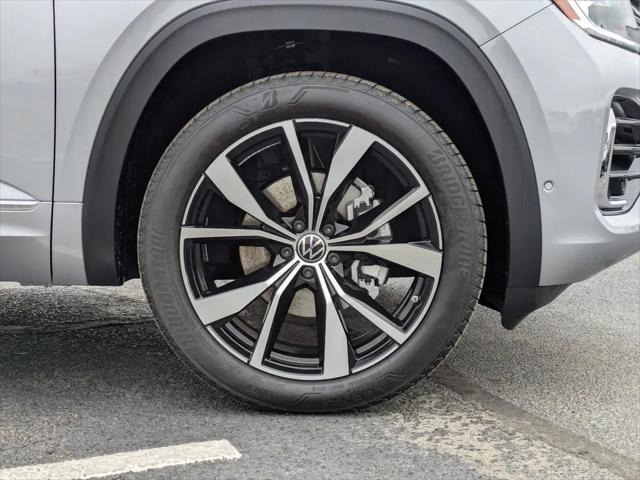 2026 Volkswagen Atlas Cross Sport SEL Premium R-Line