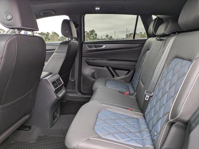 2026 Volkswagen Atlas Cross Sport SEL Premium R-Line