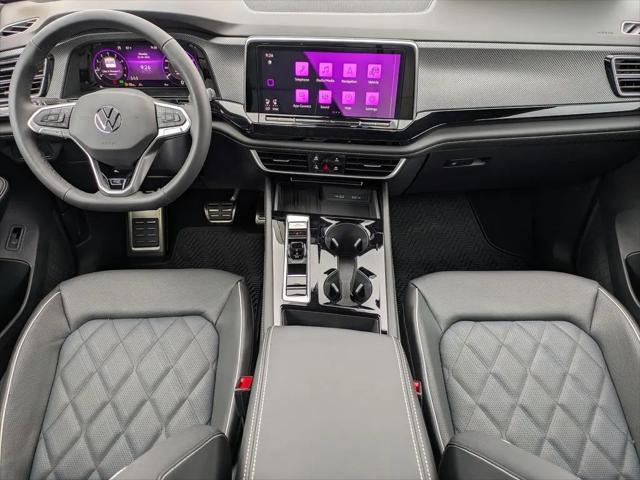 2026 Volkswagen Atlas Cross Sport SEL Premium R-Line