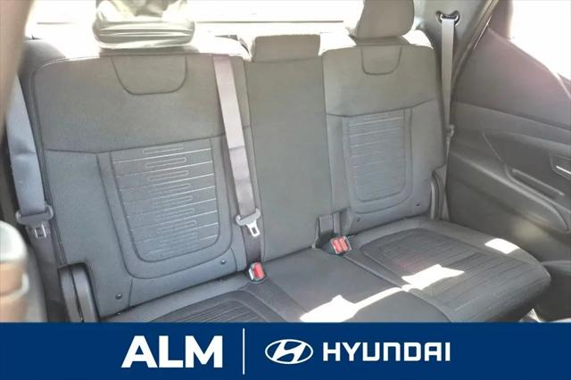 2026 Hyundai Santa Cruz SE