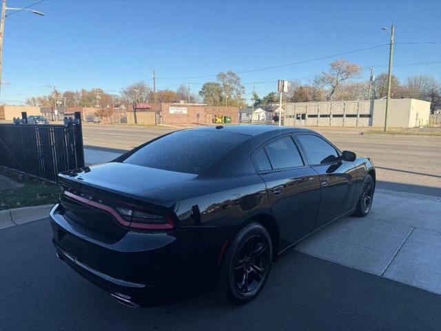 2020 Dodge Charger SXT RWD