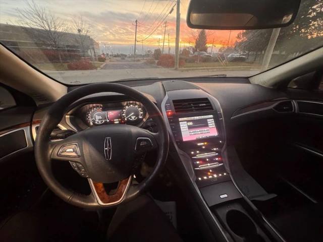 2014 Lincoln MKZ Base