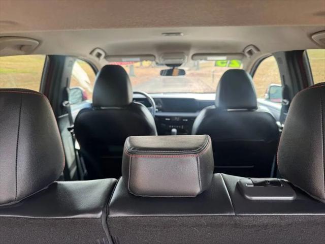 2025 Nissan Kicks SR Intelligent AWD