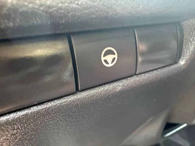2025 Nissan Kicks SR Intelligent AWD