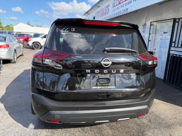 2023 Nissan Rogue SV FWD