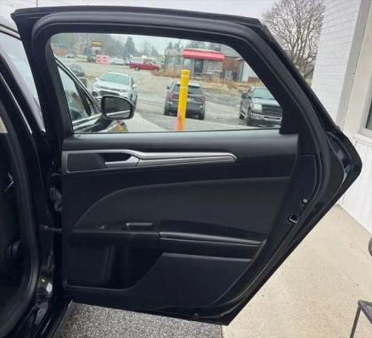 2020 Ford Fusion SE