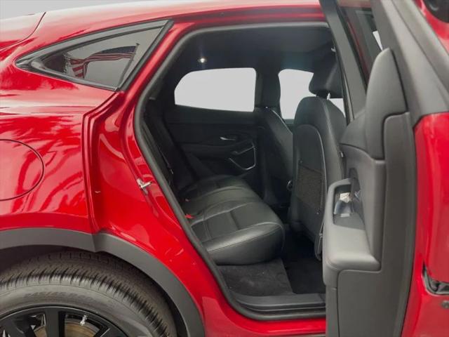 2019 Jaguar E-PACE SE
