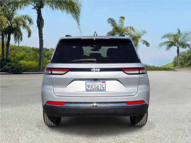 2025 Jeep Grand Cherokee Laredo X 4x2