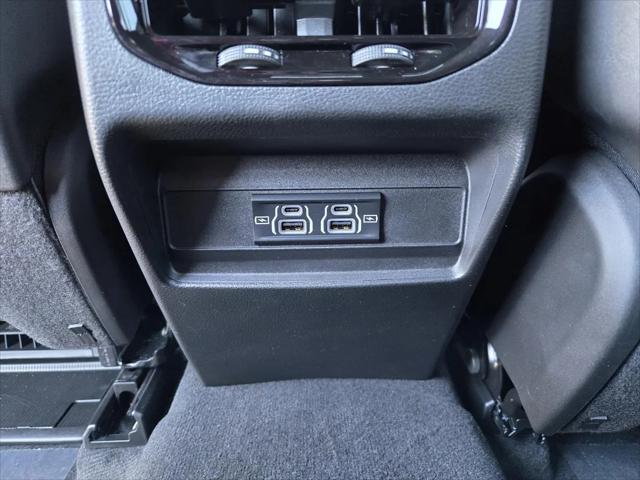 2025 Jeep Grand Cherokee Laredo X 4x2