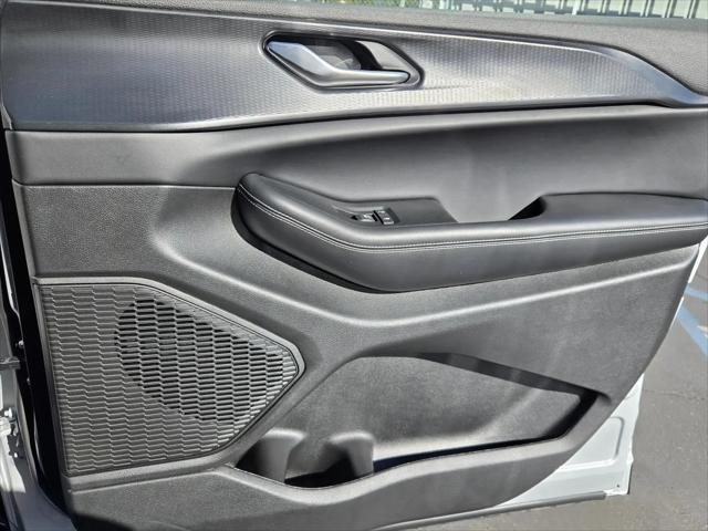 2025 Jeep Grand Cherokee Laredo X 4x2
