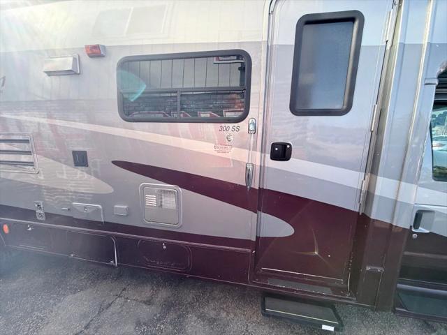 2006 Ford E-450 Cutaway Commercial